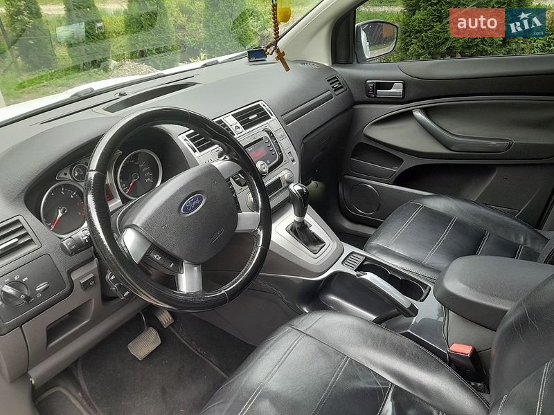Позашляховик / Кросовер Ford Kuga 2010 в Хусті