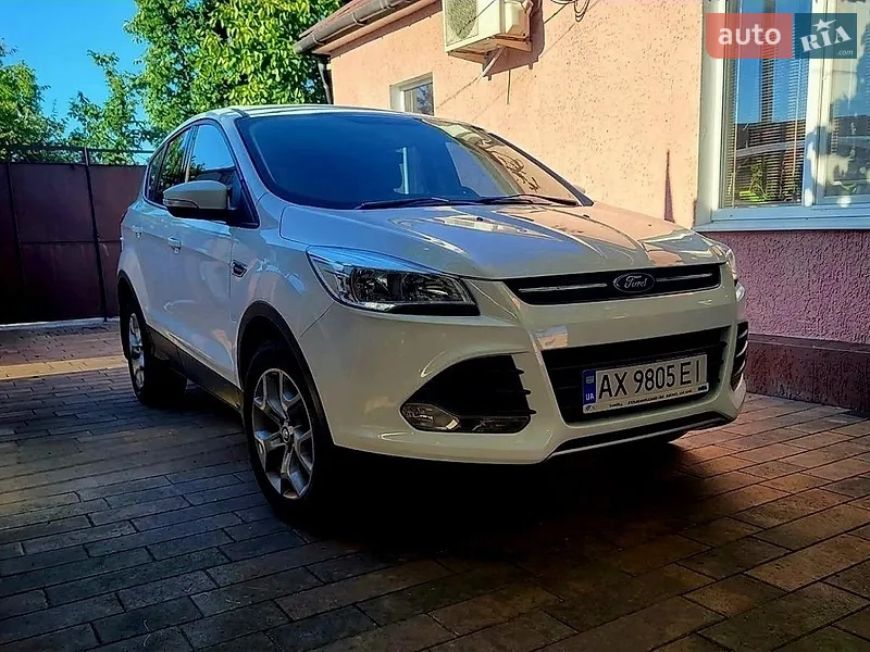 Ford Kuga 2015