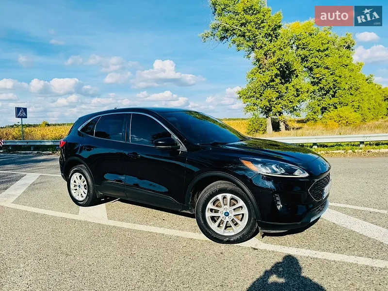 Ford Kuga 2021