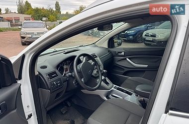 Внедорожник / Кроссовер Ford Kuga 2011 в Киеве фото 8 Внедорожник / Кроссовер Ford Kuga 2011 в Киеве