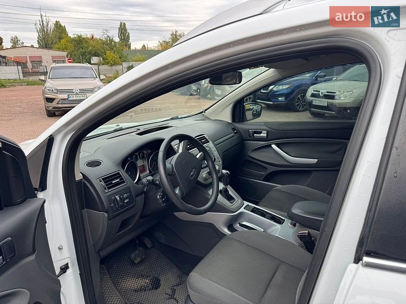 Внедорожник / Кроссовер Ford Kuga 2011 в Киеве фото 8 Внедорожник / Кроссовер Ford Kuga 2011 в Киеве