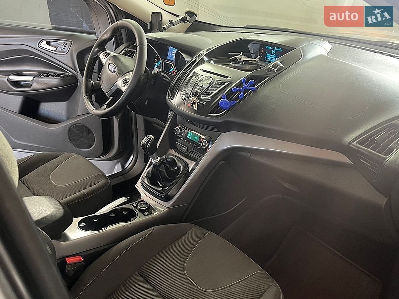 Внедорожник / Кроссовер Ford Kuga 2013 в Рокитном