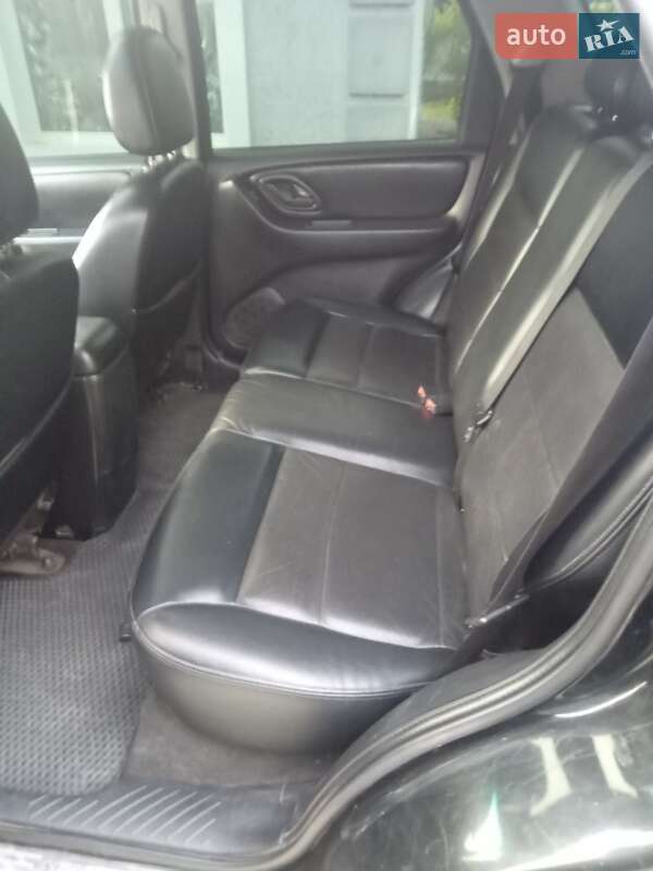 Внедорожник / Кроссовер Ford Maverick 2006 в Благовещенском
