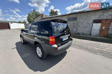 Внедорожник / Кроссовер Ford Maverick 2005 в 