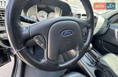 Внедорожник / Кроссовер Ford Maverick 2005 в 