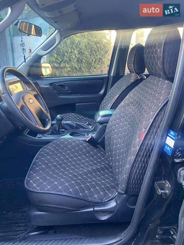 Внедорожник / Кроссовер Ford Maverick 2007 в Лысянке