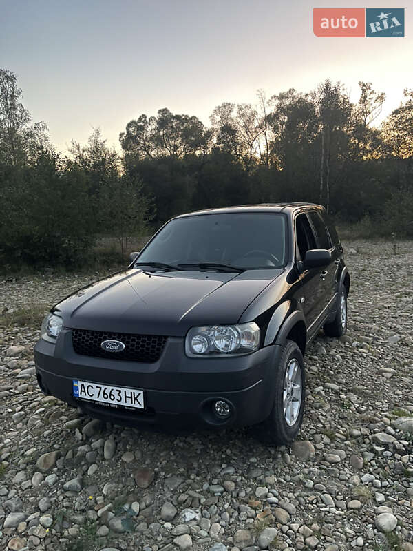 Внедорожник / Кроссовер Ford Maverick 2005 в Долине