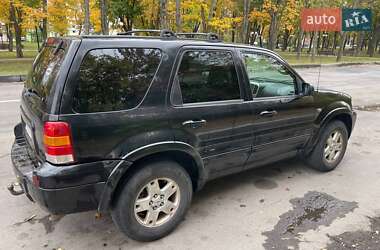 Внедорожник / Кроссовер Ford Maverick 2005 в 