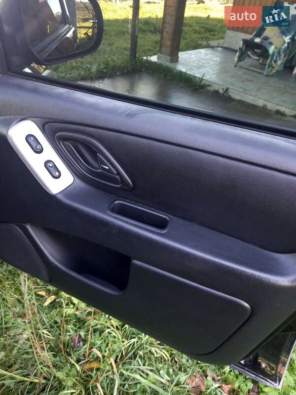 Позашляховик / Кросовер Ford Maverick 2005 в Калуші фото 18 Позашляховик / Кросовер Ford Maverick 2005 в Калуші