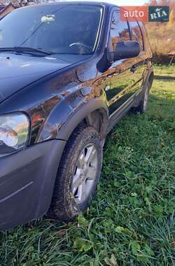 Позашляховик / Кросовер Ford Maverick 2005 в Калуші
