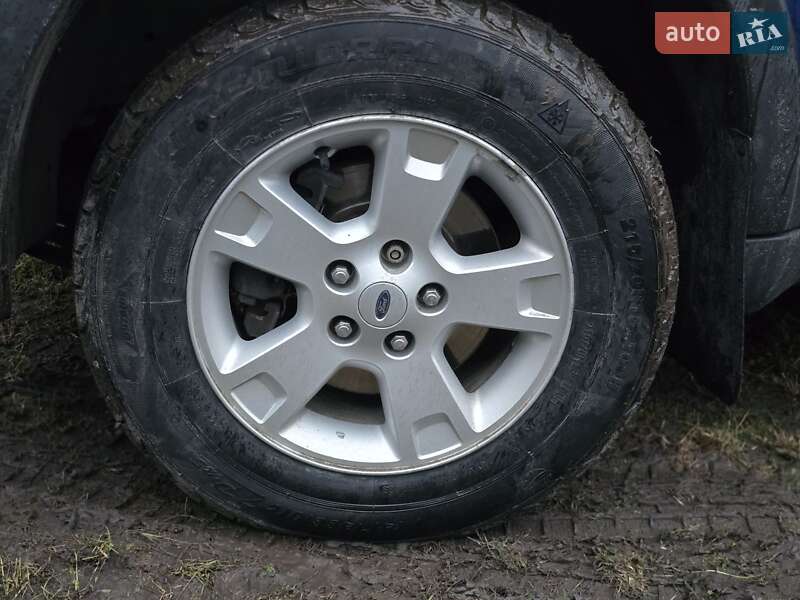 Позашляховик / Кросовер Ford Maverick 2007 в Чуднові