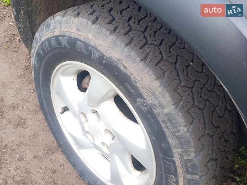 Внедорожник / Кроссовер Ford Maverick 2002 в Магдалиновке