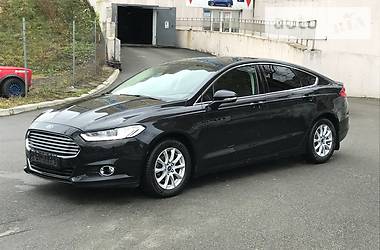 Лифтбек Ford Mondeo 2015 в Киеве