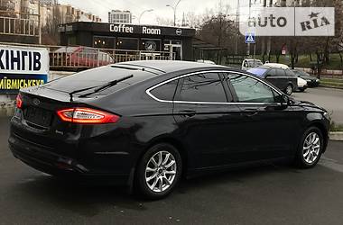 Лифтбек Ford Mondeo 2015 в Киеве