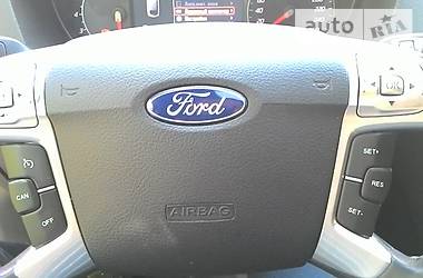 Седан Ford Mondeo 2010 в Киеве