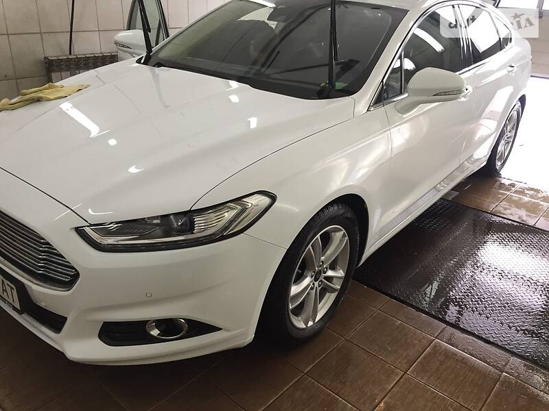 Лифтбек Ford Mondeo 2015 в Чернигове