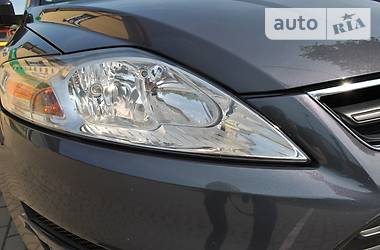 Универсал Ford Mondeo 2012 в 