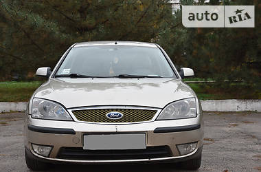 Ліфтбек Ford Mondeo 2003 в 