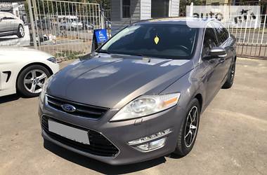 Седан Ford Mondeo 2011 в 