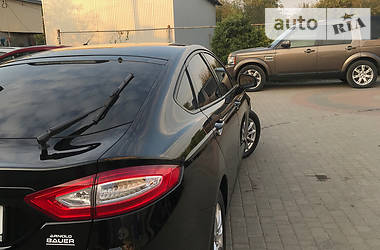 Хетчбек Ford Mondeo 2015 в 