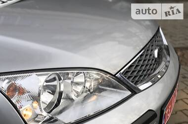 Хетчбек Ford Mondeo 2006 в 