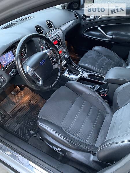 Універсал Ford Mondeo 2010 в Коломиї