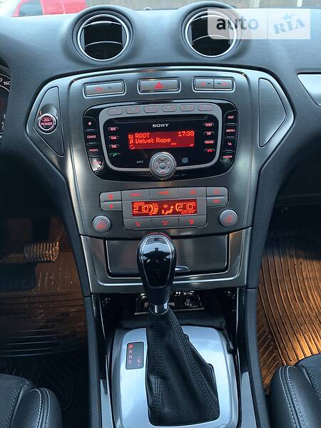 Універсал Ford Mondeo 2010 в Коломиї