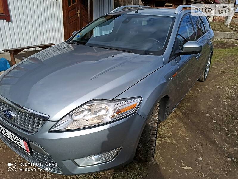 Седан Ford Mondeo 2010 в Дрогобичі