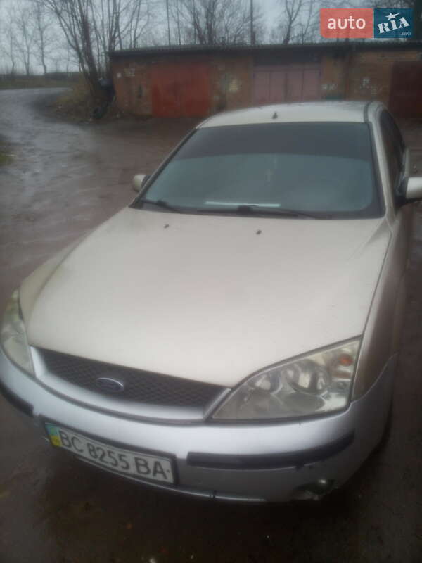 Седан Ford Mondeo 2002 в Сокале