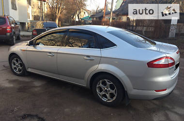 Седан Ford Mondeo 2010 в 