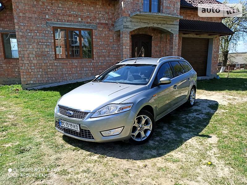 Седан Ford Mondeo 2010 в Дрогобичі