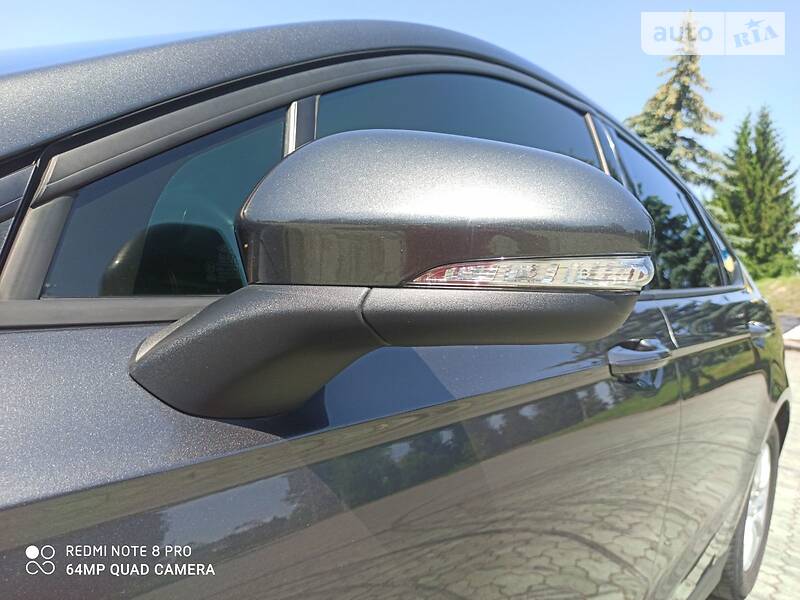 Хетчбек Ford Mondeo 2015 в Дубні фото 46 Хетчбек Ford Mondeo 2015 в Дубні