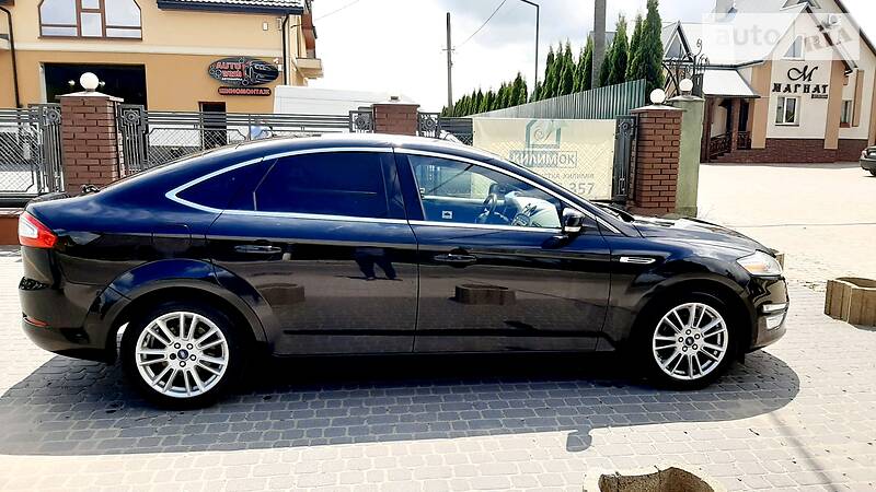 Хетчбек Ford Mondeo 2011 в 