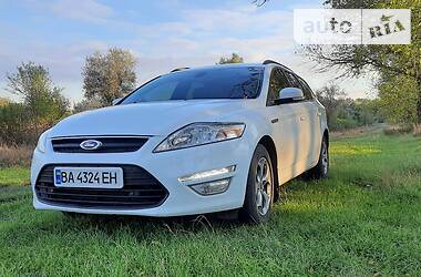 Универсал Ford Mondeo 2013 в 