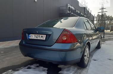 Седан Ford Mondeo 2002 в Киеве