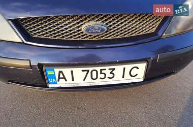 Хетчбек Ford Mondeo 2002 в 