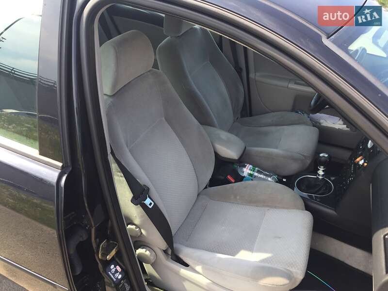 Лифтбек Ford Mondeo 2001 в Киеве фото 11 Лифтбек Ford Mondeo 2001 в Киеве