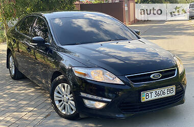 Лифтбек Ford Mondeo 2013 в Киеве