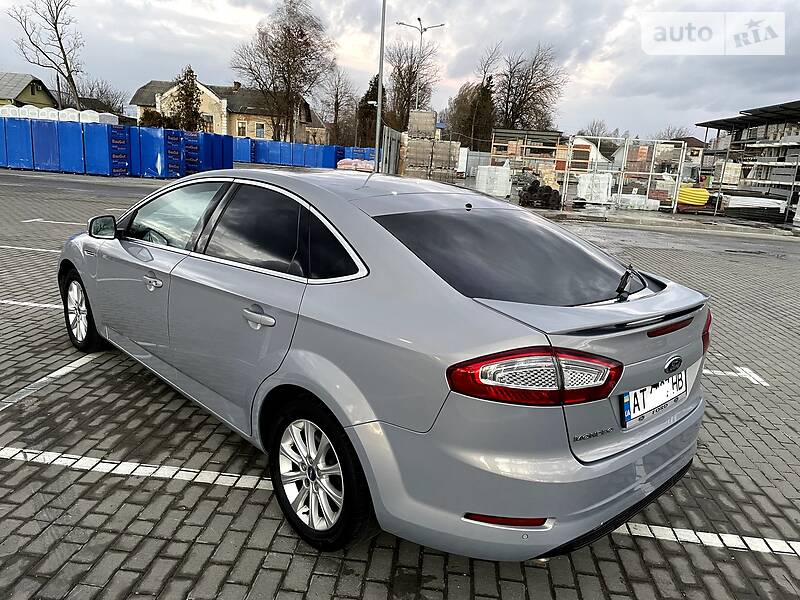 Седан Ford Mondeo 2014 в Коломые