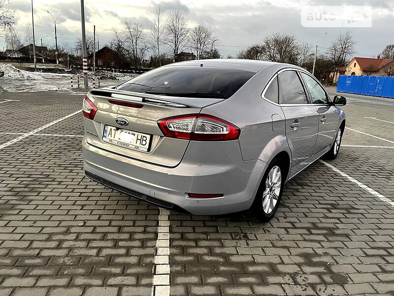 Седан Ford Mondeo 2014 в Коломые