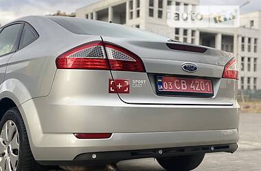 Седан Ford Mondeo 2009 в Жидачове