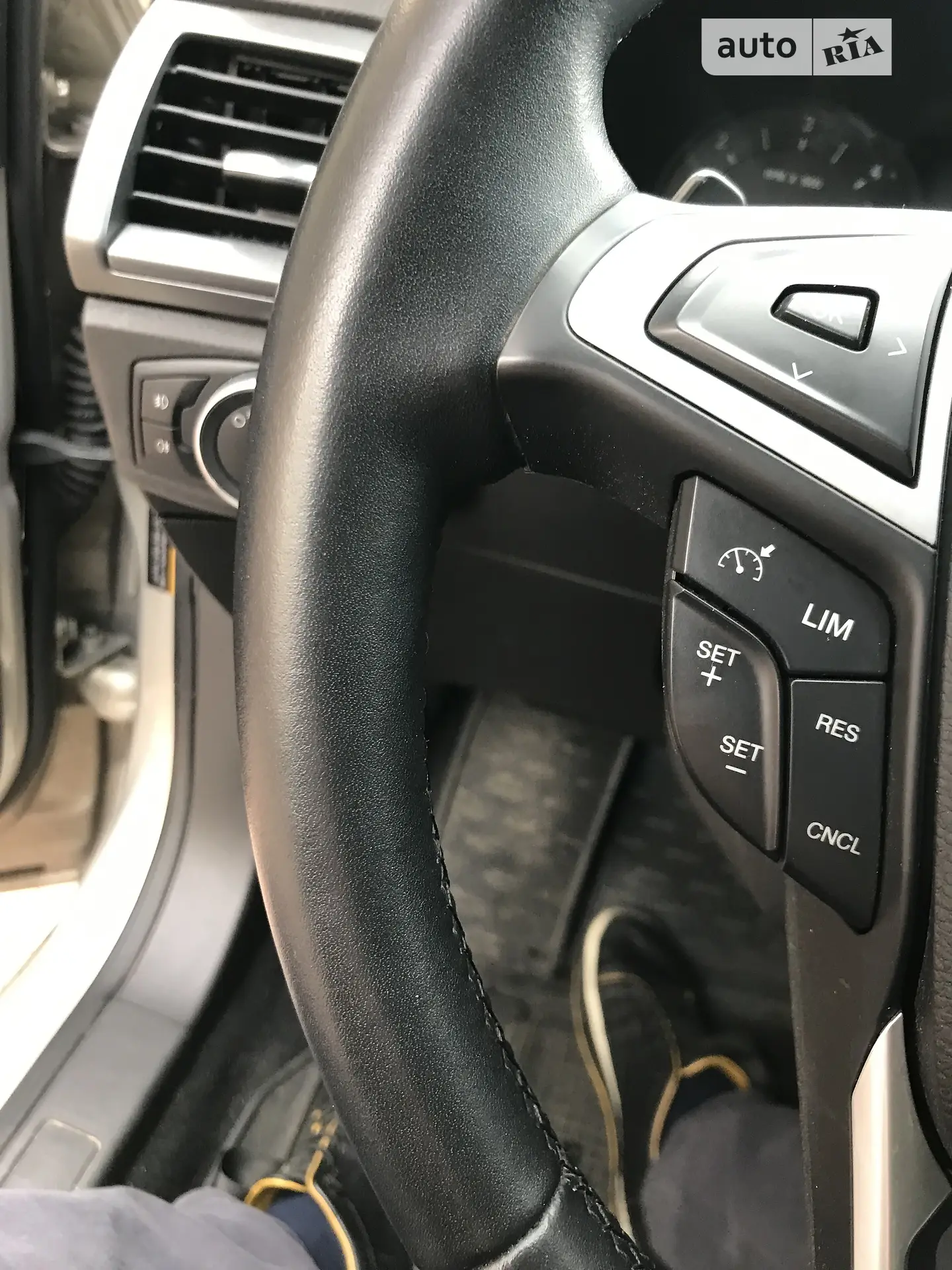 2015 Ford Mondeo - мініатюра 14