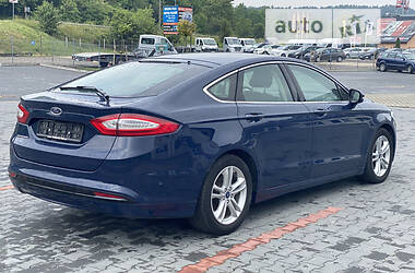 Седан Ford Mondeo 2015 в Луцке