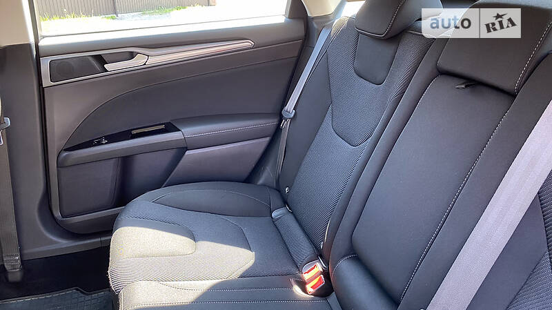 Лифтбек Ford Mondeo 2017 в Славуте