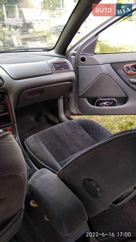 Хетчбек Ford Mondeo 1994 в Львові