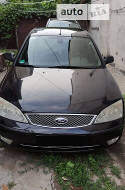 Хэтчбек Ford Mondeo 2004 в Черновцах