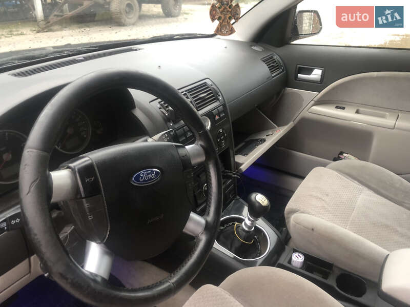 Лифтбек Ford Mondeo 2001 в Херсоне