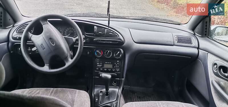 Ліфтбек Ford Mondeo 1996 в Сумах