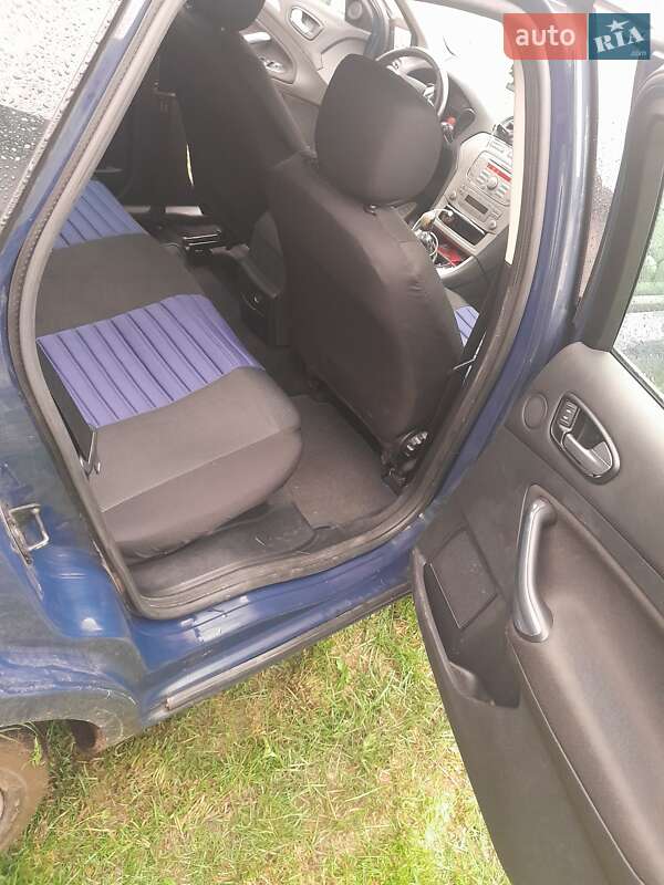 Седан Ford Mondeo 2008 в Турке