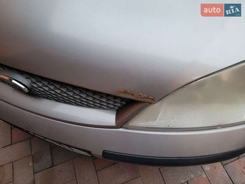 Лифтбек Ford Mondeo 2001 в Виннице